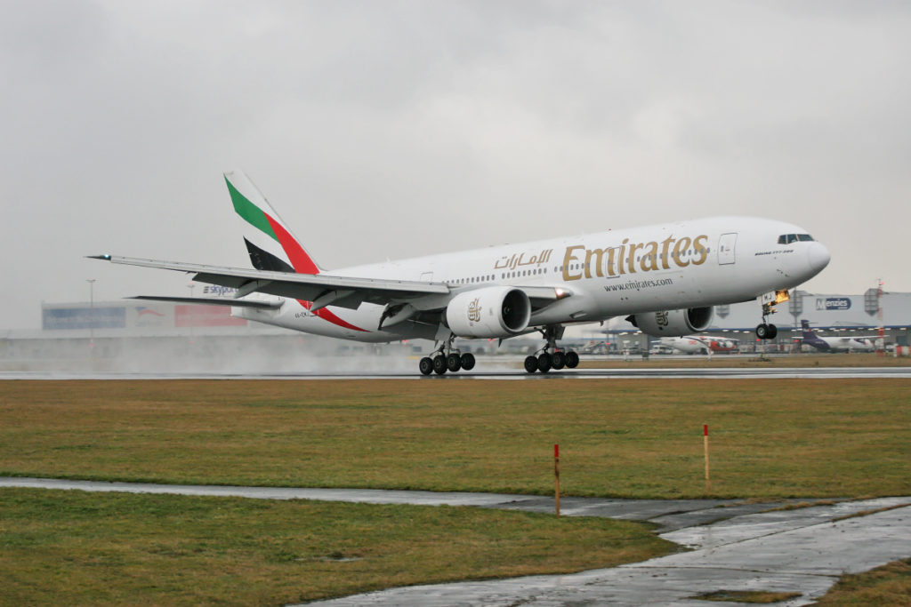 emirates boeing 777-200ER